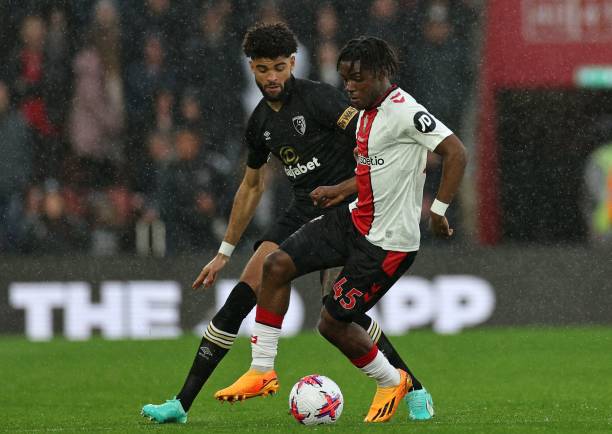 述的坚固防 述的坚固防